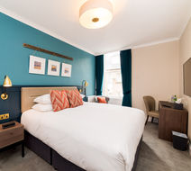 Perle Oban Hotel Room