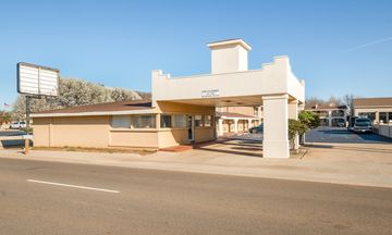 OYO Hotel Elk City OK Route 66