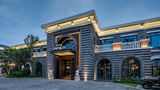Hotel Indigo Heilong Lake Exterior