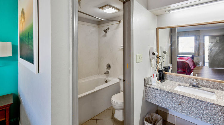 Hotel O Columbia Downtown Room