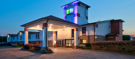 Holiday Inn Express Exterior