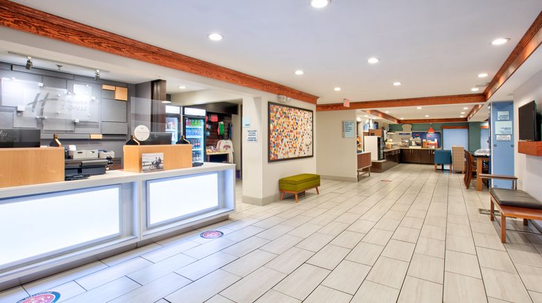 <b>Holiday Inn Express Lobby</b>. Images powered by <a href="https://www.leonardoworldwide.com/" title="Leonardo Worldwide" target="_blank">Leonardo</a>.