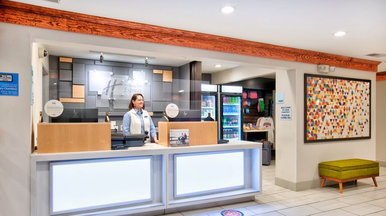 <b>Holiday Inn Express Lobby</b>. Images powered by <a href="https://www.leonardoworldwide.com/" title="Leonardo Worldwide" target="_blank">Leonardo</a>.