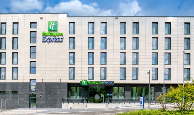Holiday Inn Express Fulda Exterior