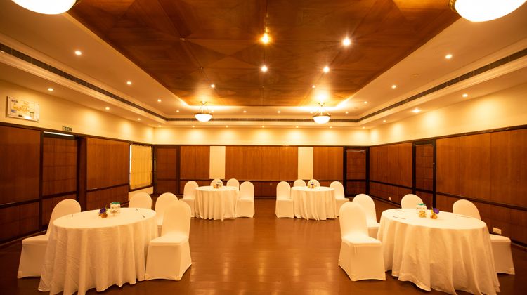 The Gateway Hotel KM Road Meeting