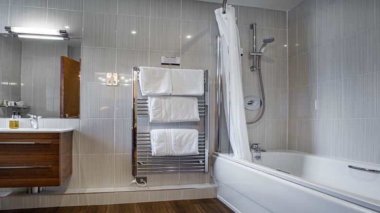 <b>Three Swans Hotel Room</b>. Images powered by <a href="https://www.leonardoworldwide.com/" title="Leonardo Worldwide" target="_blank">Leonardo</a>.