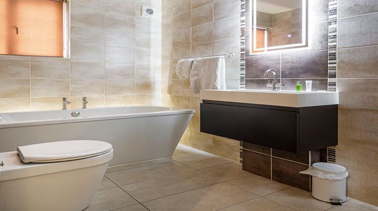 White Hart Hotel Room