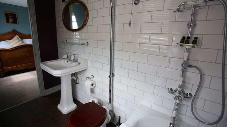 <b>The Tunbridge Wells Hotel Room</b>. Images powered by <a href="https://www.leonardoworldwide.com/" title="Leonardo Worldwide" target="_blank">Leonardo</a>.