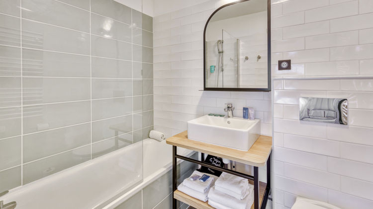 Appart'City Clichy La Garenne Room