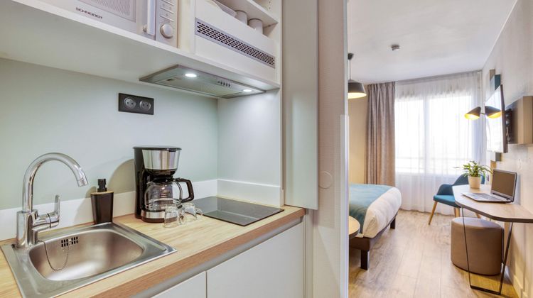 Appart'City Clichy La Garenne Room