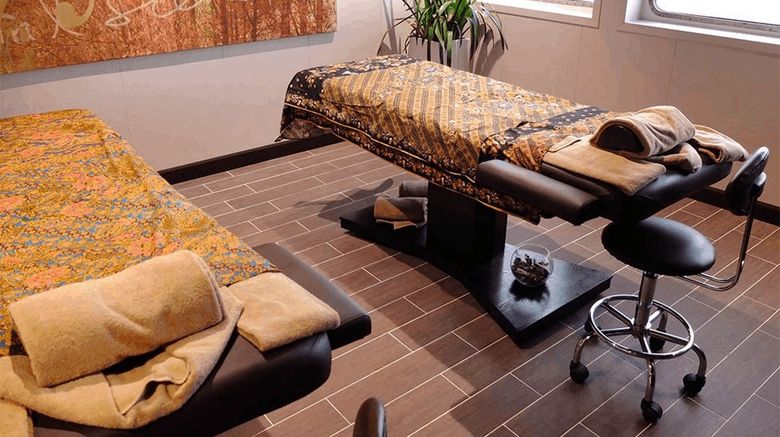 <b>Sunborn Yacht Hotel Spa</b>. Images powered by <a href="https://www.leonardoworldwide.com/" title="Leonardo Worldwide" target="_blank">Leonardo</a>.