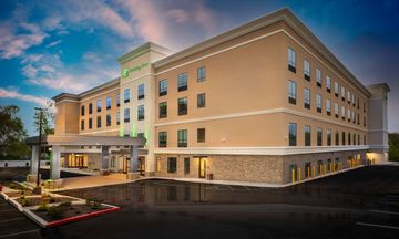 Holiday Inn St. Louis-Creve Coeur