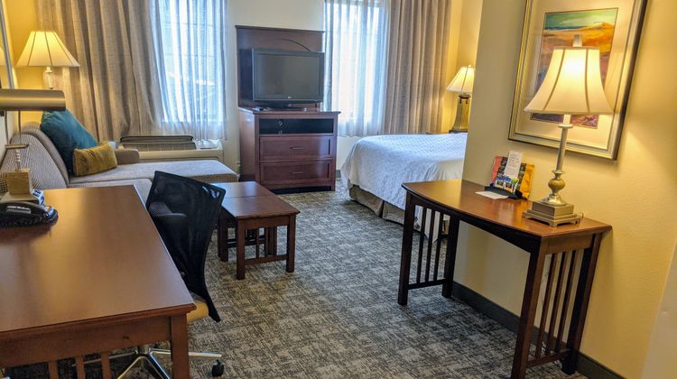 Staybridge Suites Carmel Room