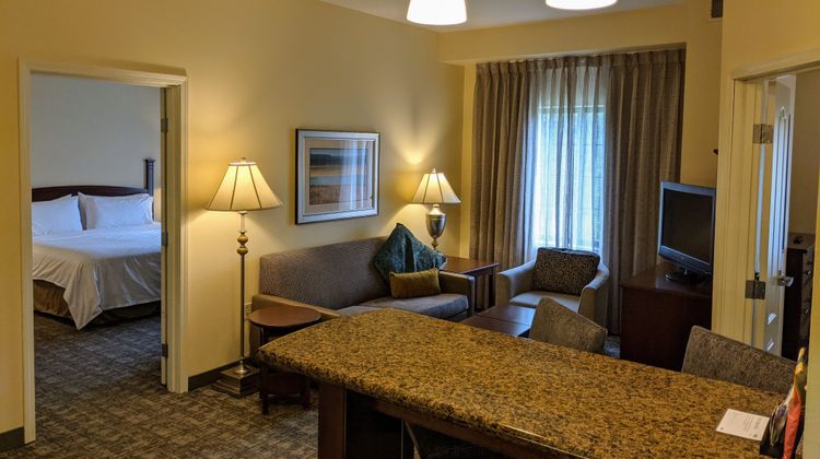 Staybridge Suites Carmel Suite