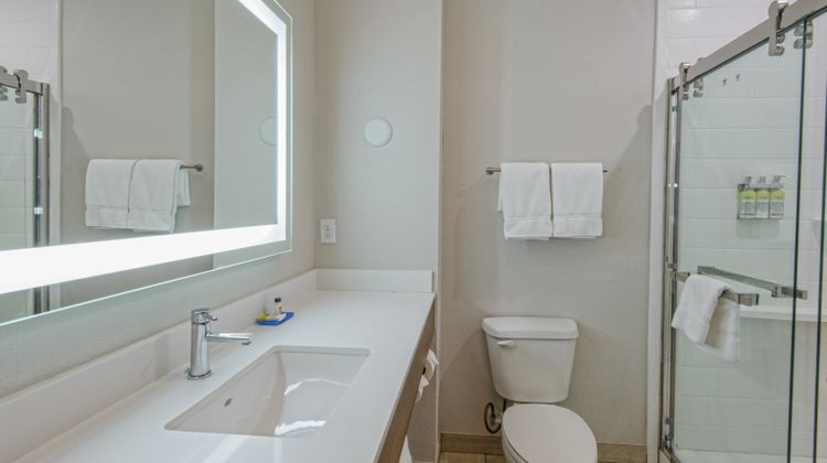 Holiday Inn Express Room