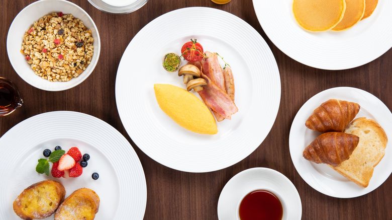 <b>Crowne Plaza ANA Hiroshima Restaurant</b>. Images powered by <a href="https://www.leonardoworldwide.com/" title="Leonardo Worldwide" target="_blank">Leonardo</a>.