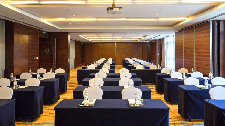 Holiday Inn Qingdao City Center Meeting