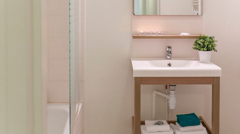 <b>Appart'City Saint Nazaire Ocean Room</b>. Images powered by <a href="https://www.leonardoworldwide.com/" title="Leonardo Worldwide" target="_blank">Leonardo</a>.