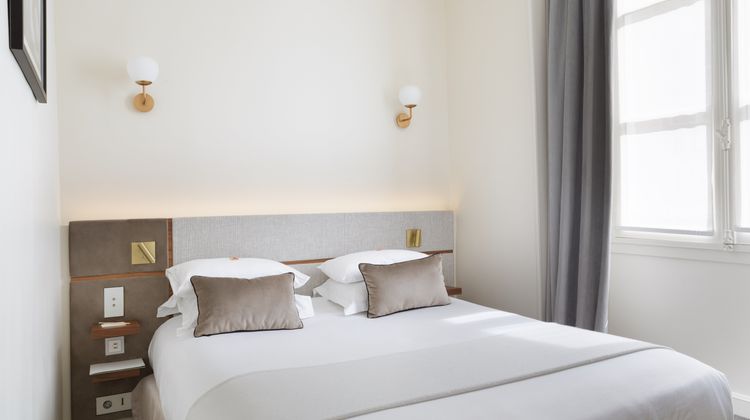 Hotel Verneuil Other