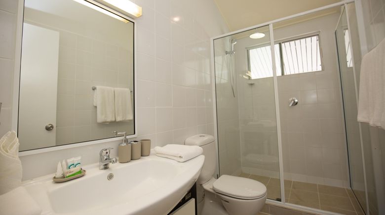 <b>Gateway Hotel & Apartments Room</b>. Images powered by <a href="https://www.leonardoworldwide.com/" title="Leonardo Worldwide" target="_blank">Leonardo</a>.