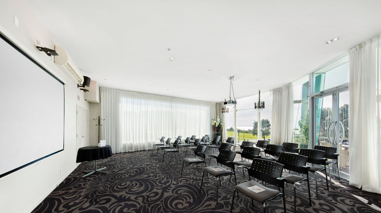 <b>Millennium Hotel New Plymouth Waterfront Meeting</b>. Images powered by <a href="https://www.leonardoworldwide.com/" title="Leonardo Worldwide" target="_blank">Leonardo</a>.
