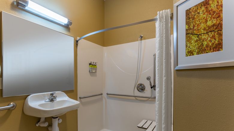 <b>Candlewood Suites South Bend Airport Room</b>. Images powered by <a href="https://www.leonardoworldwide.com/" title="Leonardo Worldwide" target="_blank">Leonardo</a>.