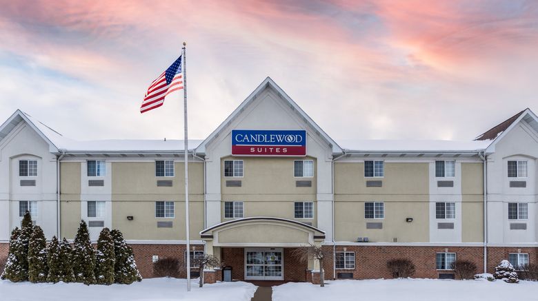 <b>Candlewood Suites South Bend Airport Exterior</b>. Images powered by <a href="https://www.leonardoworldwide.com/" title="Leonardo Worldwide" target="_blank">Leonardo</a>.