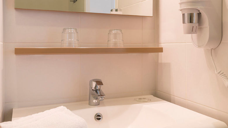 <b>Appart'City Cherbourg Centre Port Room</b>. Images powered by <a href="https://www.leonardoworldwide.com/" title="Leonardo Worldwide" target="_blank">Leonardo</a>.