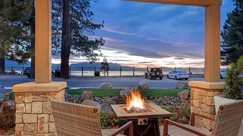 <b>Landing Lake Tahoe Resort & Spa Suite</b>. Images powered by <a href="https://www.leonardoworldwide.com/" title="Leonardo Worldwide" target="_blank">Leonardo</a>.