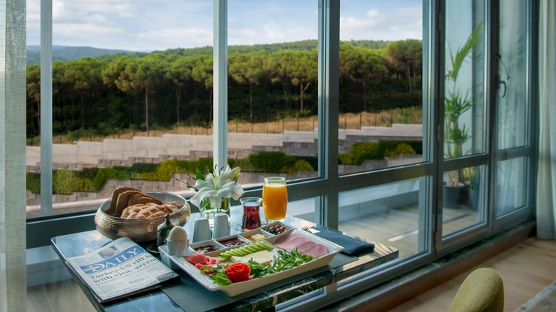 <b>Somerset Maslak Istanbul Restaurant</b>. Images powered by <a href="https://www.leonardoworldwide.com/" title="Leonardo Worldwide" target="_blank">Leonardo</a>.