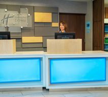 Holiday Inn Express & Suites Tropicana Lobby