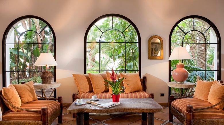 <b>Sandy Beach Hotel Lobby</b>. Images powered by <a href="https://www.leonardoworldwide.com/" title="Leonardo Worldwide" target="_blank">Leonardo</a>.