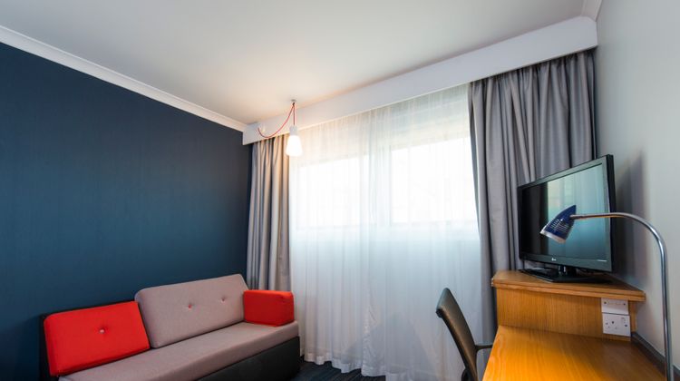 Holiday Inn Express Taunton Room