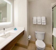 Holiday Inn Express & Suites El Paso N Room