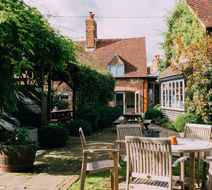 The Pointer Exterior