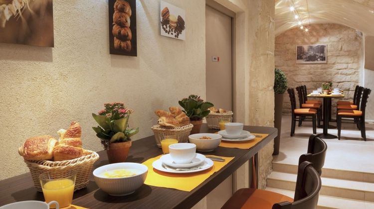 Saint Honore Hotel Restaurant