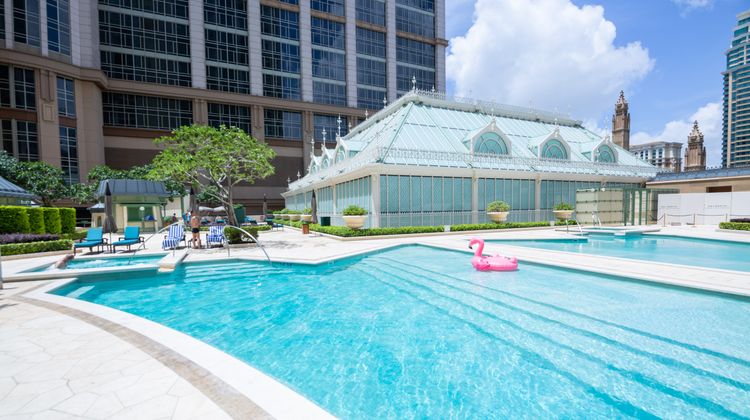 Holiday Inn Macao Cotai Central Pool