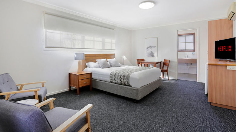 <b>Waves Motel and Apartments Warrnambool Room</b>. Images powered by <a href="https://www.leonardoworldwide.com/" title="Leonardo Worldwide" target="_blank">Leonardo</a>.