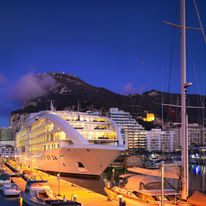 Sunborn Yacht Hotel