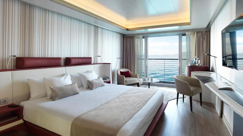 <b>Sunborn Yacht Hotel Room</b>. Images powered by <a href="https://www.leonardoworldwide.com/" title="Leonardo Worldwide" target="_blank">Leonardo</a>.