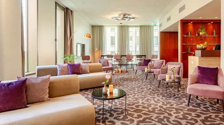 <b>Crowne Plaza Amsterdam - South Meeting</b>. Images powered by <a href="https://www.leonardoworldwide.com/" title="Leonardo Worldwide" target="_blank">Leonardo</a>.