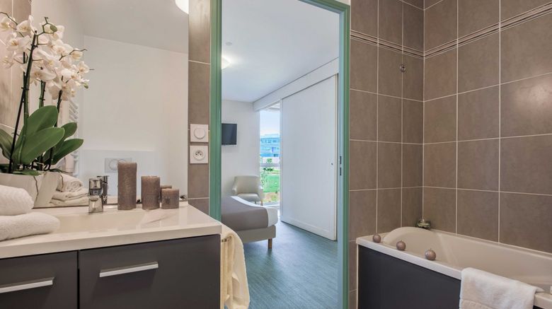 <b>Appart'City Vannes Room</b>. Images powered by <a href="https://www.leonardoworldwide.com/" title="Leonardo Worldwide" target="_blank">Leonardo</a>.