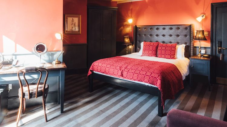 Crown & Thistle Hotel Room