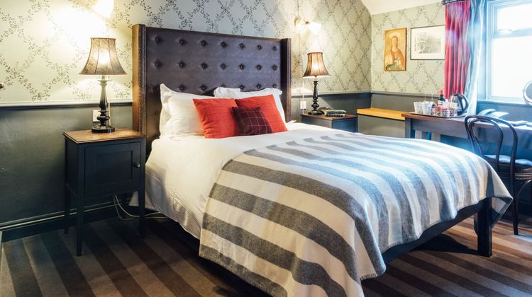 Crown & Thistle Hotel Room