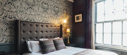Crown & Thistle Hotel Room