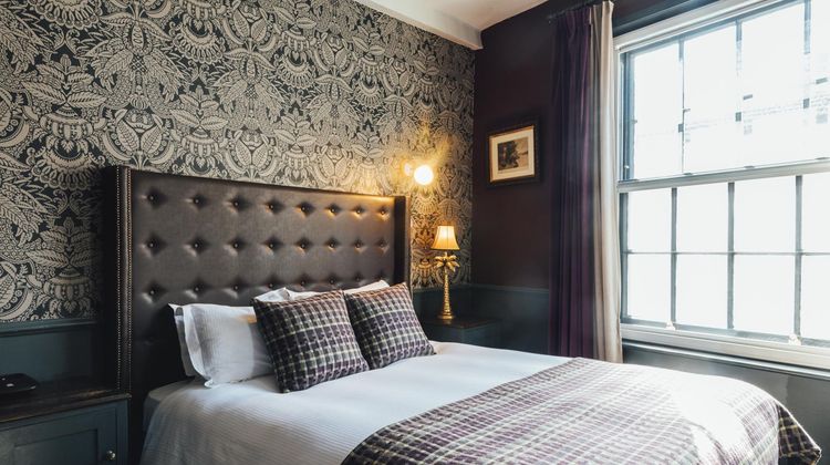 Crown & Thistle Hotel Room