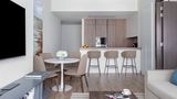 <b>Jumeirah Living Marina Gate Suite</b>. Images powered by <a href="https://www.leonardoworldwide.com/" title="Leonardo Worldwide" target="_blank">Leonardo</a>.