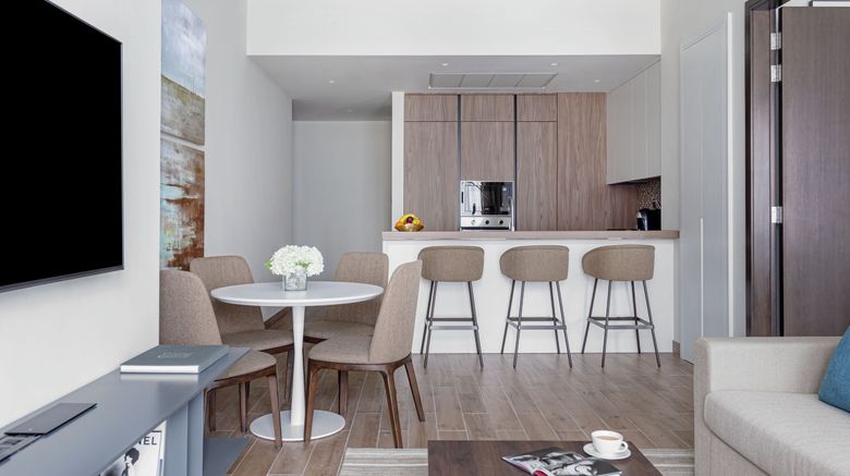 <b>Jumeirah Living Marina Gate Suite</b>. Images powered by <a href="https://www.leonardoworldwide.com/" title="Leonardo Worldwide" target="_blank">Leonardo</a>.