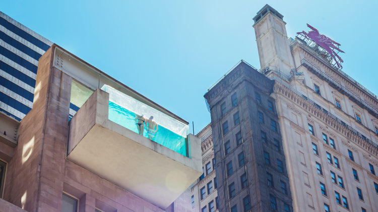 The Joule, Dallas Pool