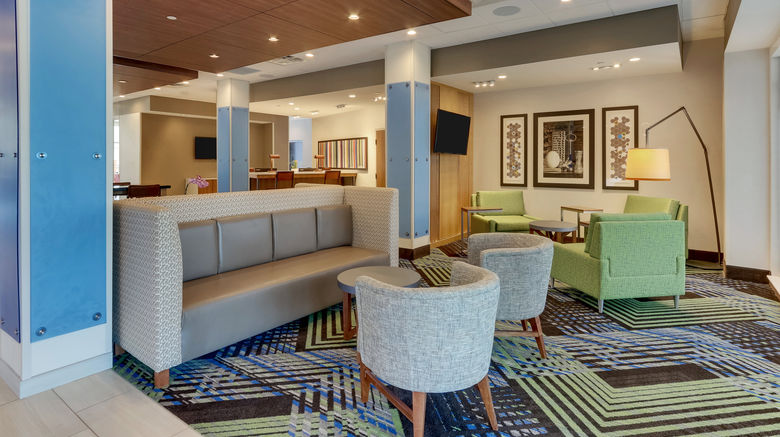 <b>Holiday Inn Express Porters Neck Lobby</b>. Images powered by <a href="https://www.leonardoworldwide.com/" title="Leonardo Worldwide" target="_blank">Leonardo</a>.